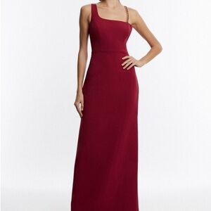 GRACIE ONE SHOULDER CHAIN GOWN IN BEET RED size 6 NWT